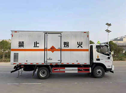 莱州爆破器材运输车